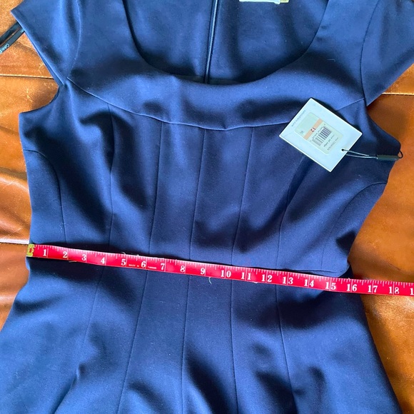 Calvin Klein • Midi Navy Blue Short Sleeve Formal Dress - Picture 8 of 9